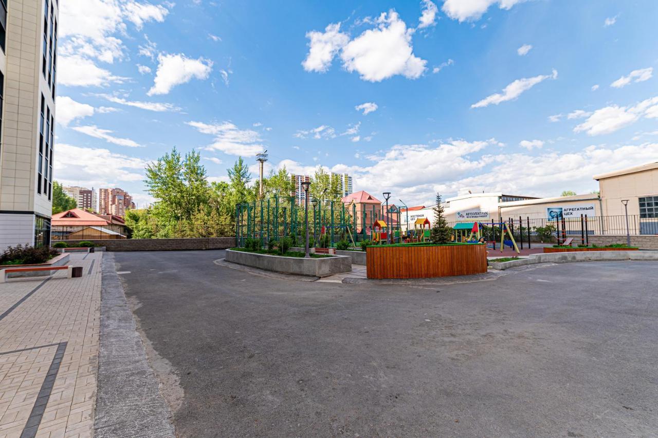 Золотой Квадрат Астаны Apartamento Astana Exterior foto