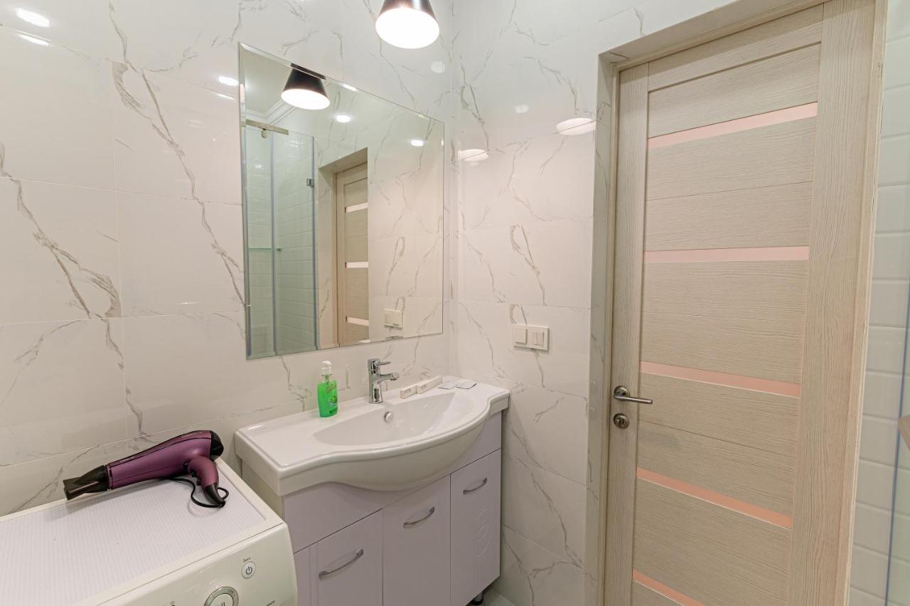 Золотой Квадрат Астаны Apartamento Astana Exterior foto